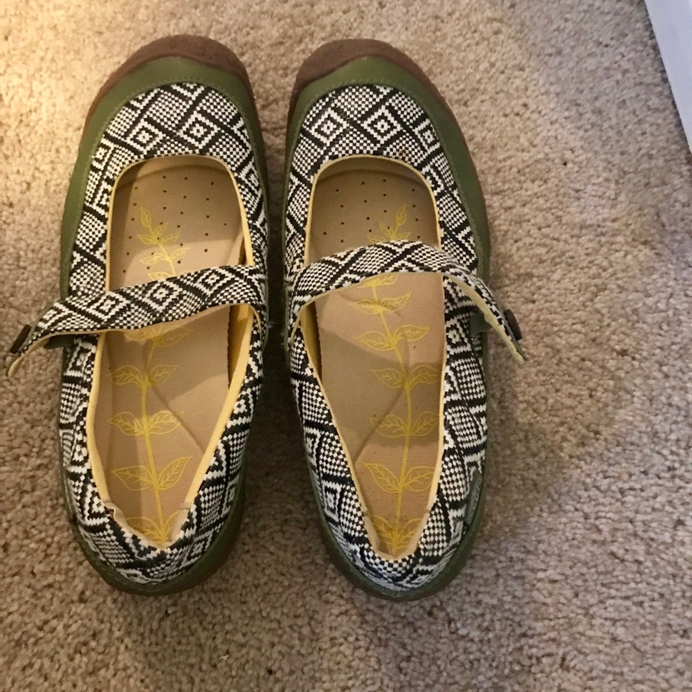 Keen Mary Jane Leather Shoes